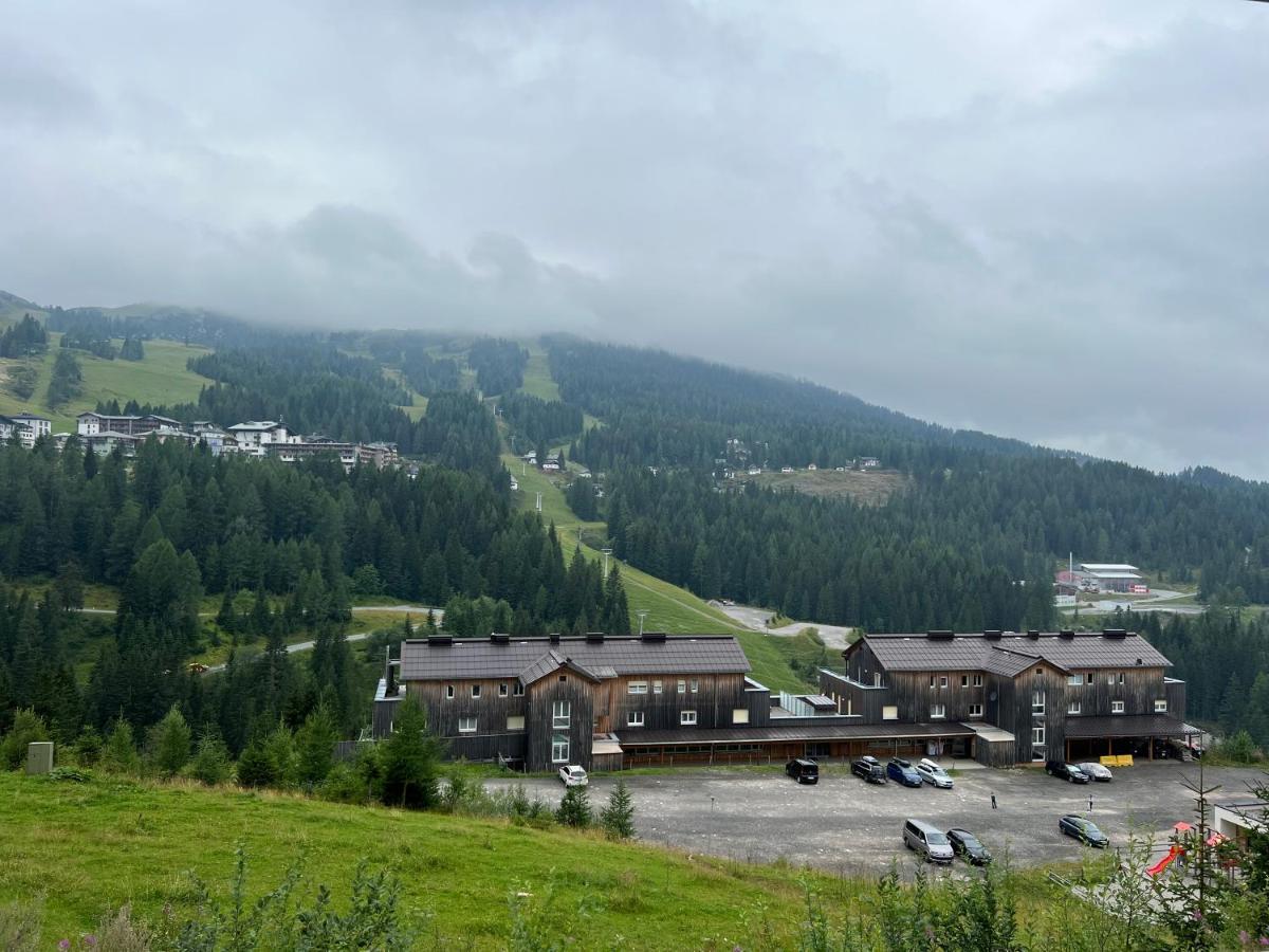 Appartementhaus Ckpk Sonnenalpe Nassfeld Exterior foto